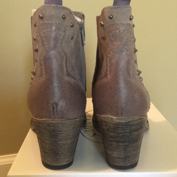 NIB Steve Madden Concrete Grey Booties  Western 10 - Picture 5 of 11
